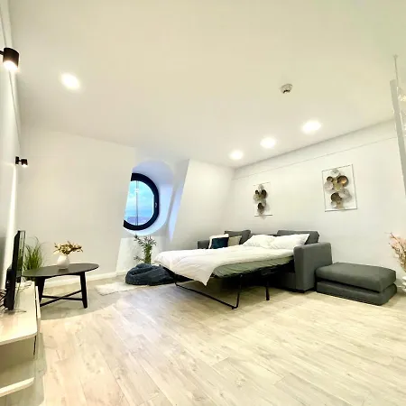 Ultracentral Modern City View Apartment Targu Mures Exterior photo